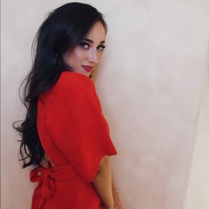 Meet your Posher, Dania